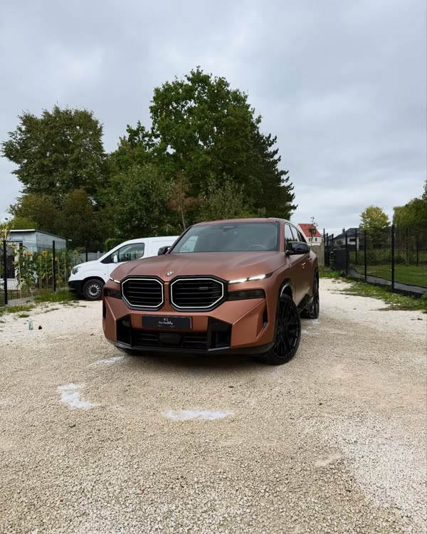 BMW XM